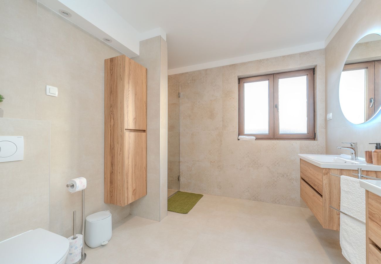 Ferienhaus in Ražanac - Ferienhaus Pecora Nera mit Pool