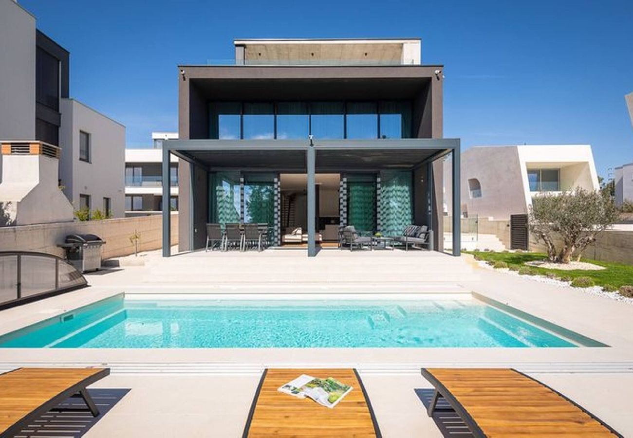 Villa in Petrcane - Villa Acacia 