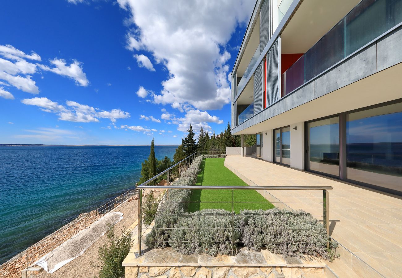 Ferienwohnung in Starigrad - Ferienwohnung Meeresbrise 4 direkt am Meer
