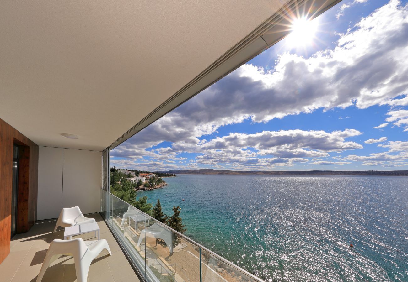 Ferienwohnung in Starigrad - Ferienwohnung Meeresbrise 4 direkt am Meer
