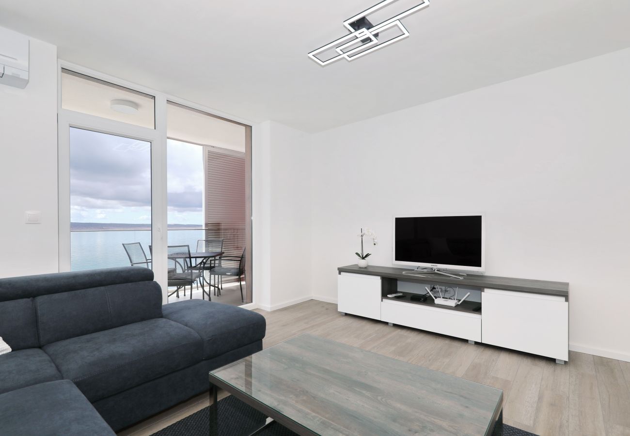 Ferienwohnung in Starigrad - Ferienwohnung Meeresbrise 4 direkt am Meer