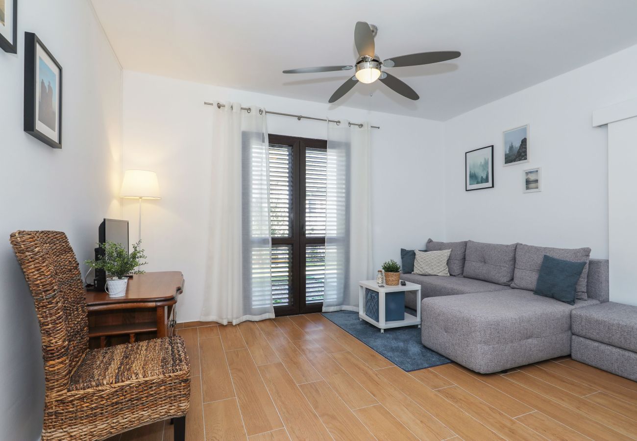 Studio in Starigrad - Studio Hibis 1 nahe Strand