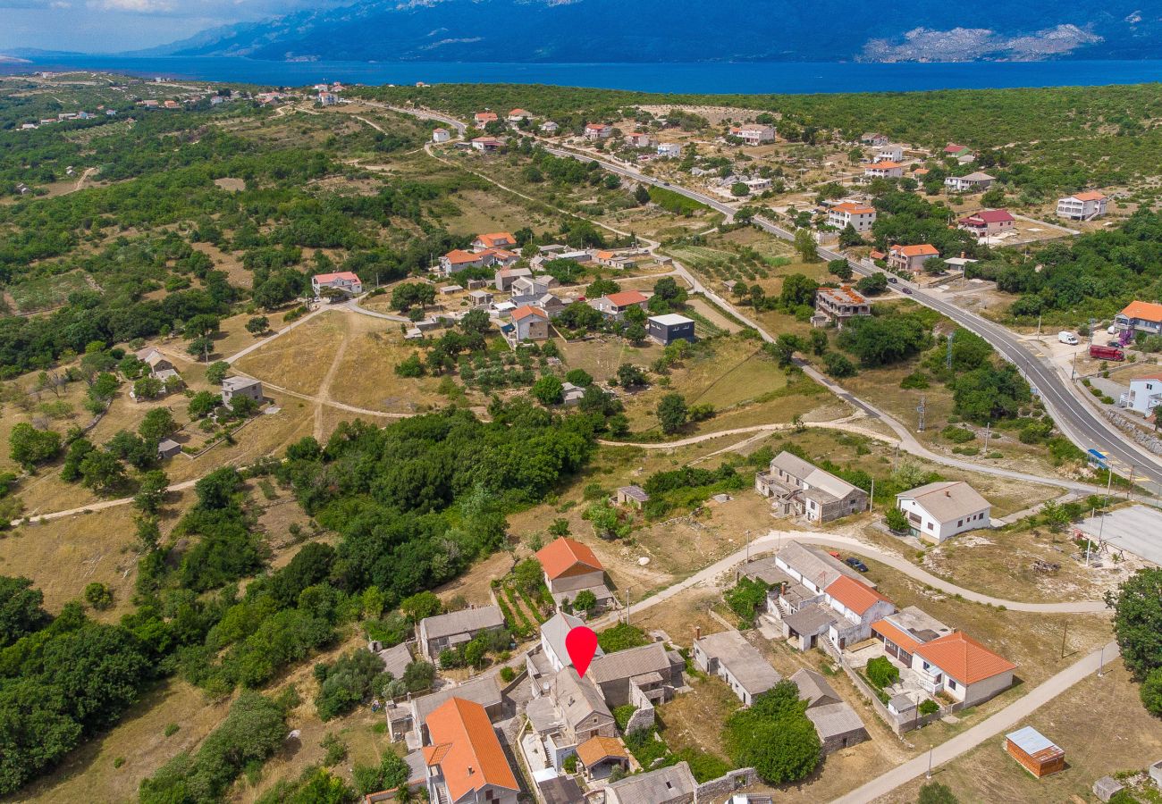 Ferienhaus in Ražanac - Steinhaus Jovraz mit Whirlpool