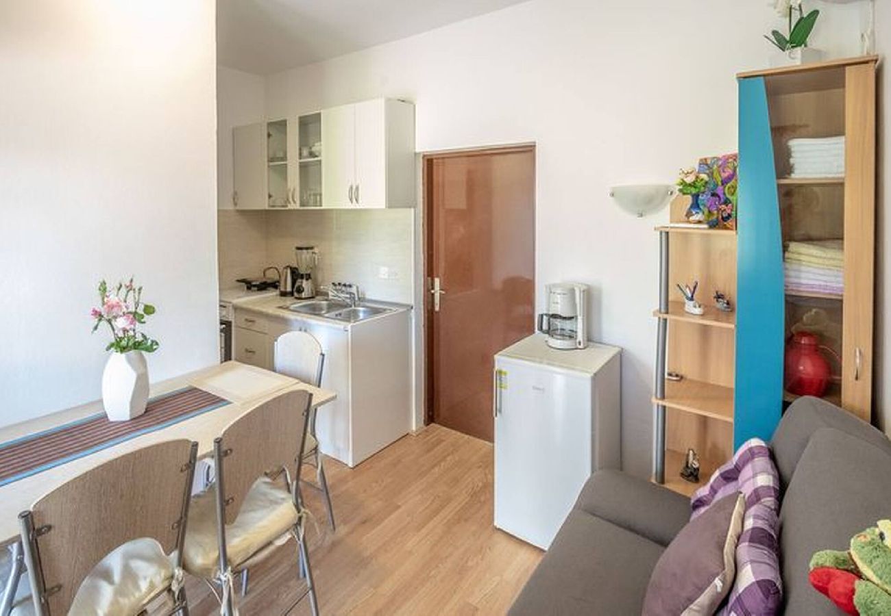 Ferienwohnung in Vrsi - Ferienwohnung Rubbi No.3 mit Terrasse