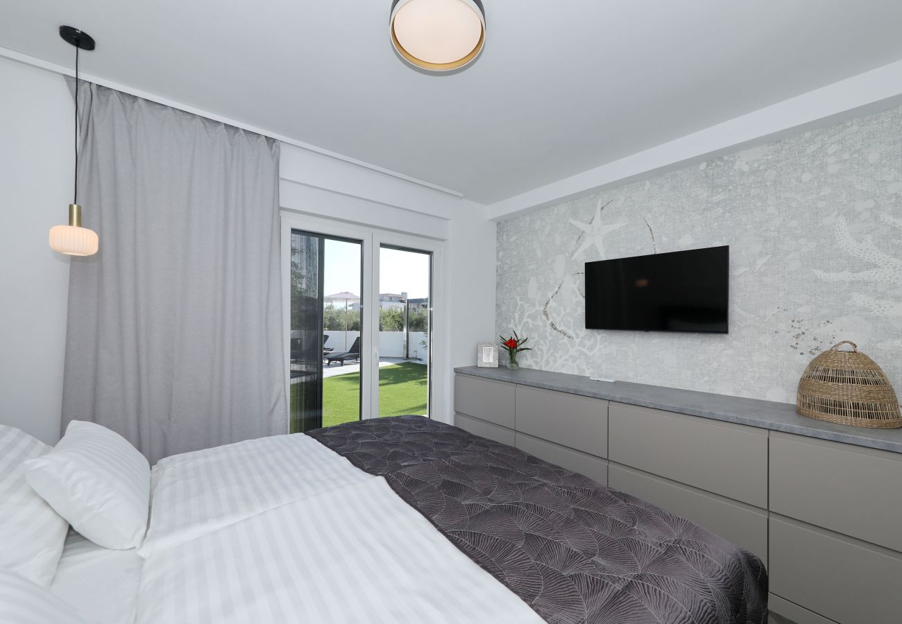Ferienwohnung in Nin - Ferienwohnung RoBell mit Privatpool