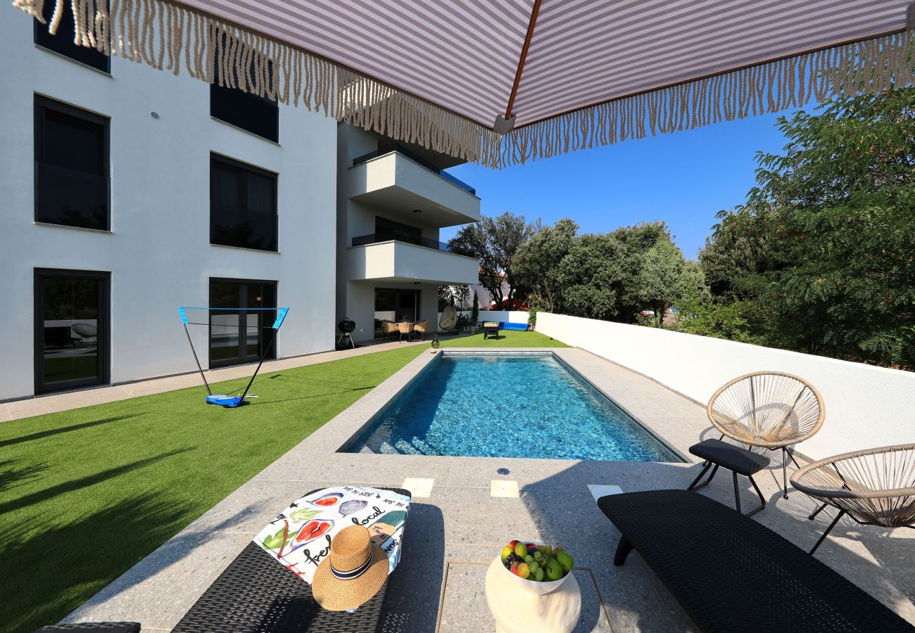 Ferienwohnung in Nin - Ferienwohnung RoBell mit Privatpool