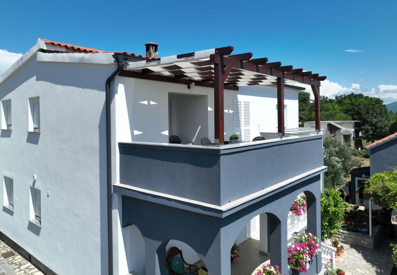 Ferienwohnung in Maslenica - Ferienwohnung Simaruna mit Meerblick