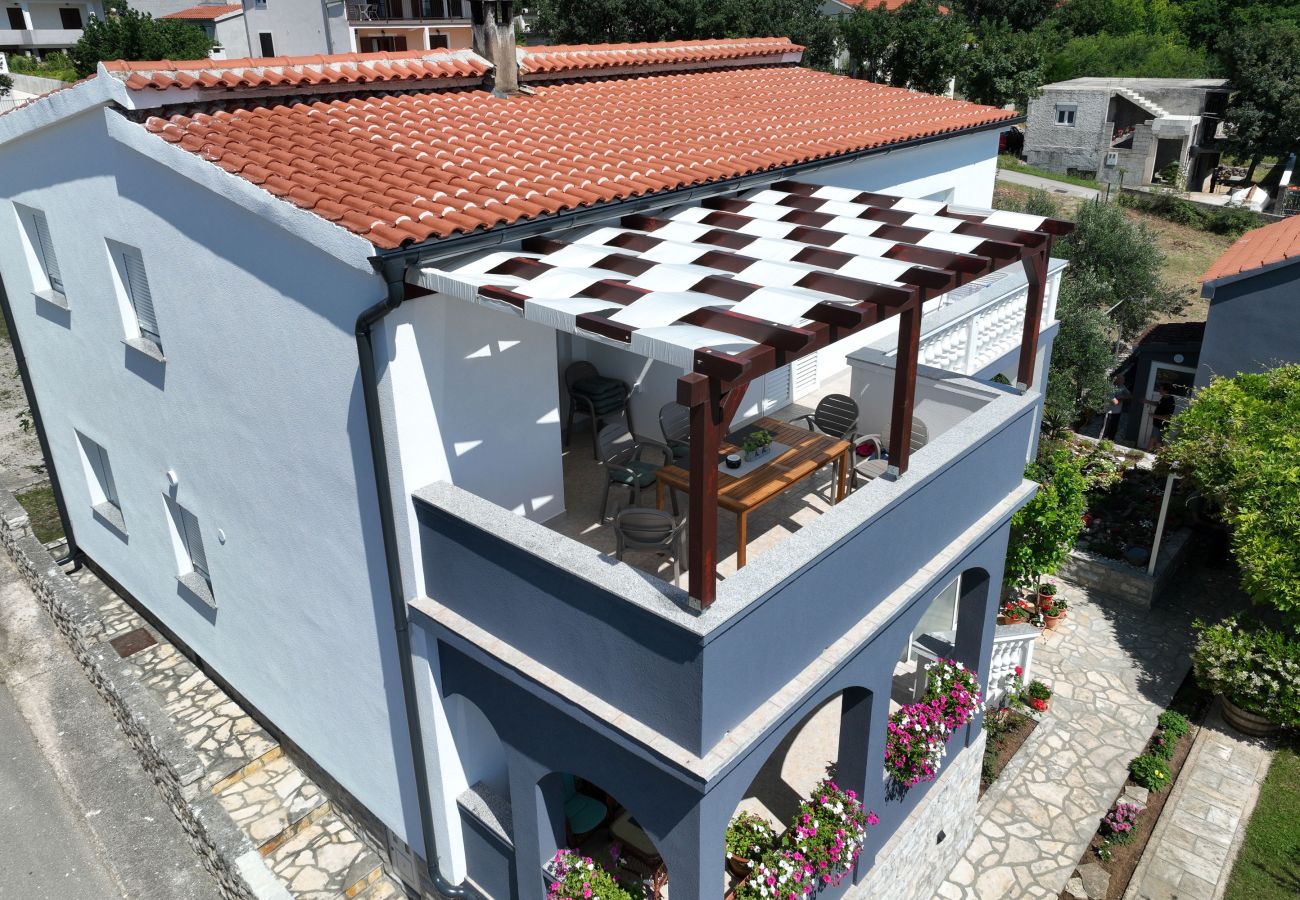 Ferienwohnung in Maslenica - Ferienwohnung Simaruna mit Meerblick