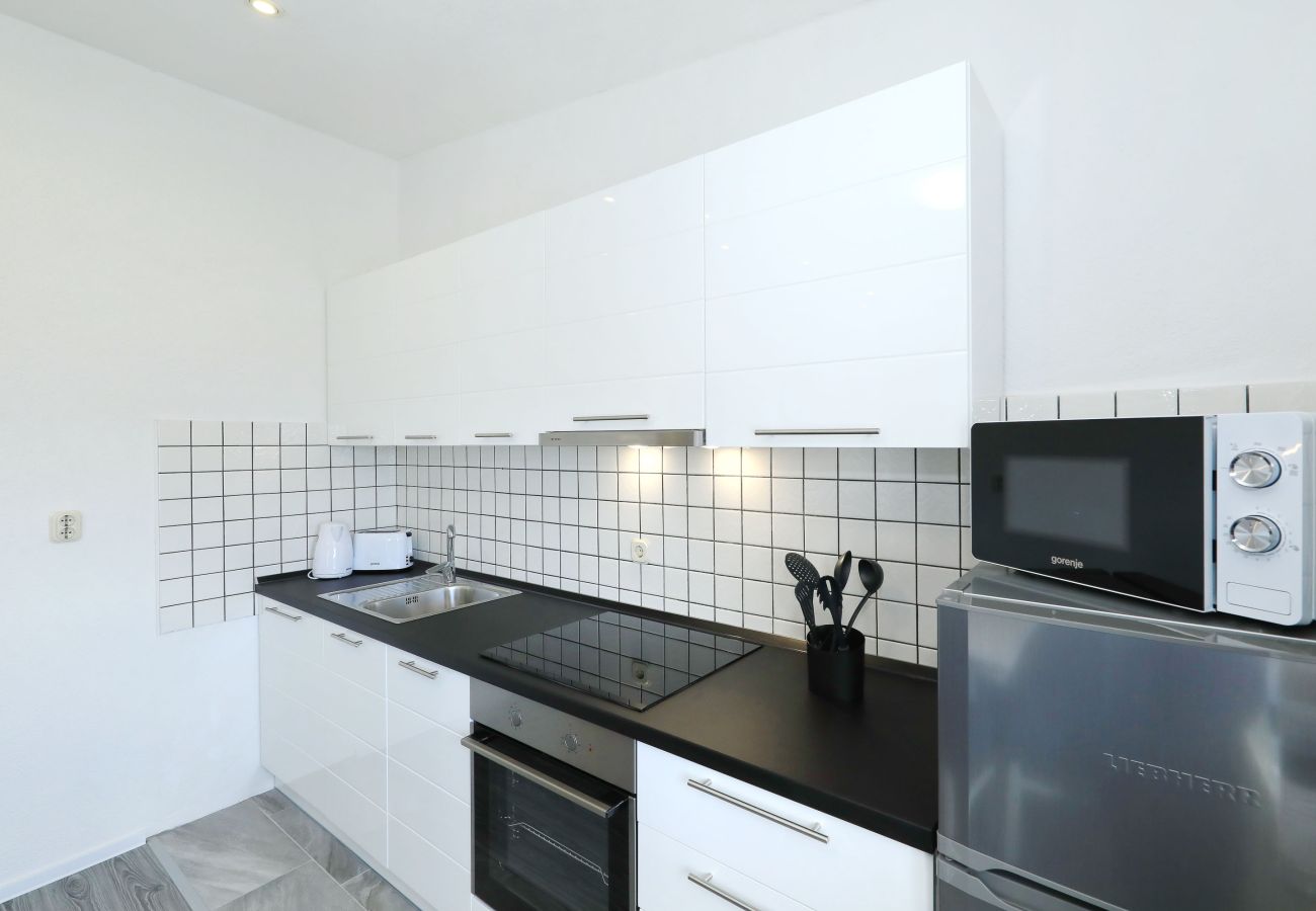 Ferienwohnung in Maslenica - Ferienwohnung Simaruna mit Meerblick