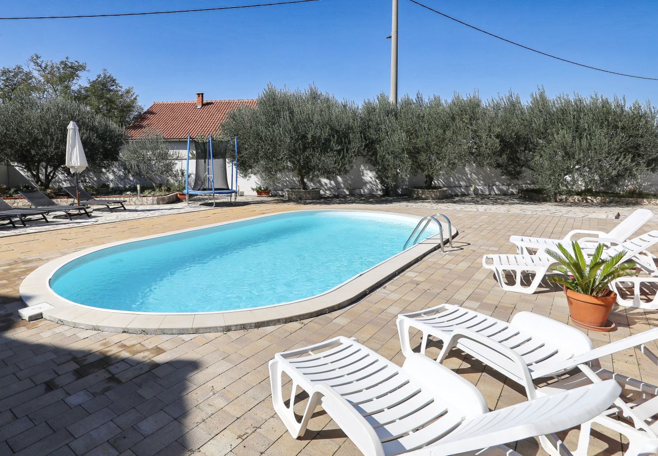 Ferienhaus in Polaca - Ferienhaus Polaca mit Pool