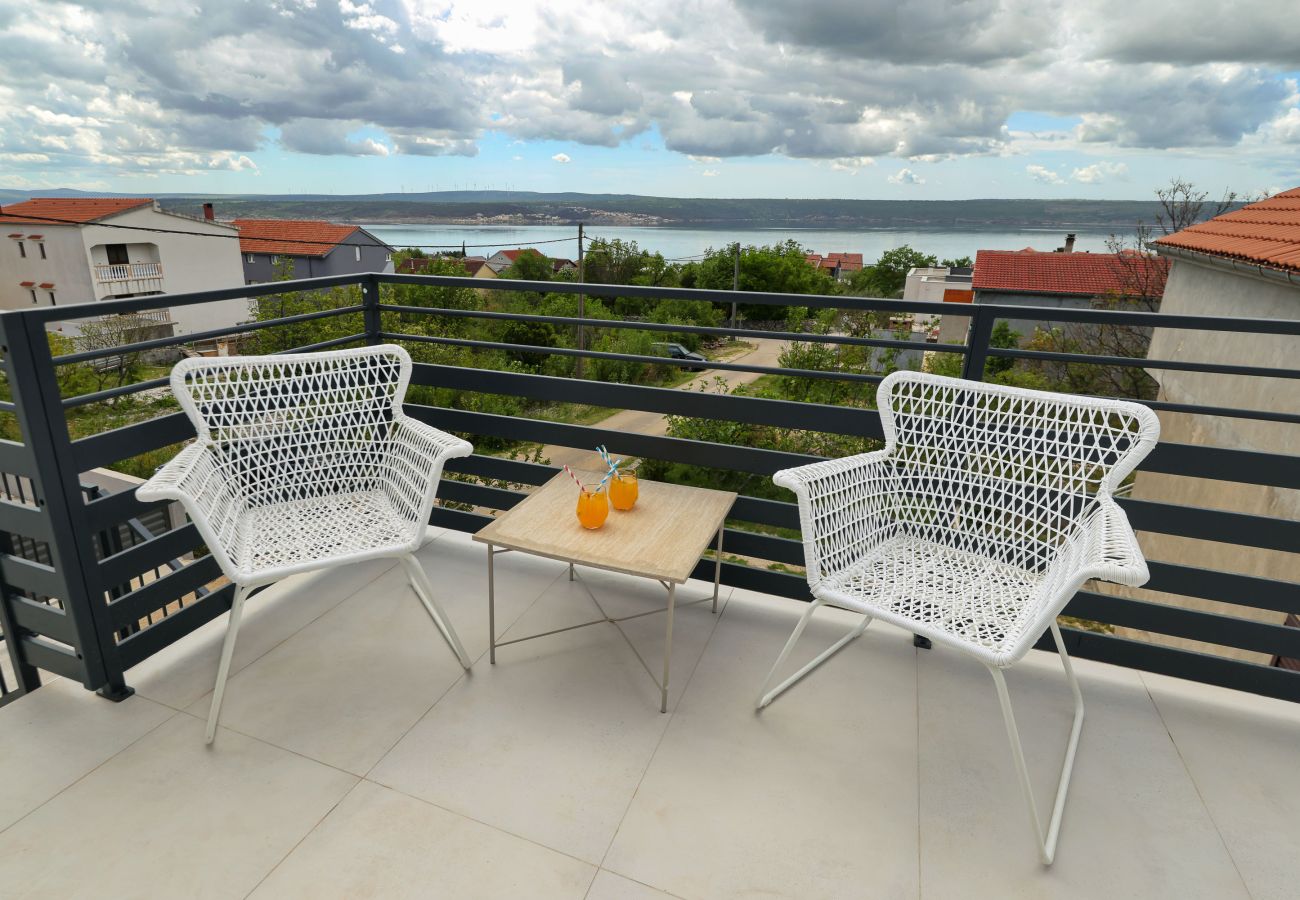 Ferienwohnung in Maslenica - Ferienwohnung Kala mit beheiztem Privatpool