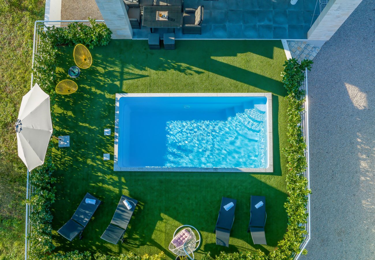 Ferienhaus in Dobropoljana - Ferienhaus Orchid Stay mit Pool