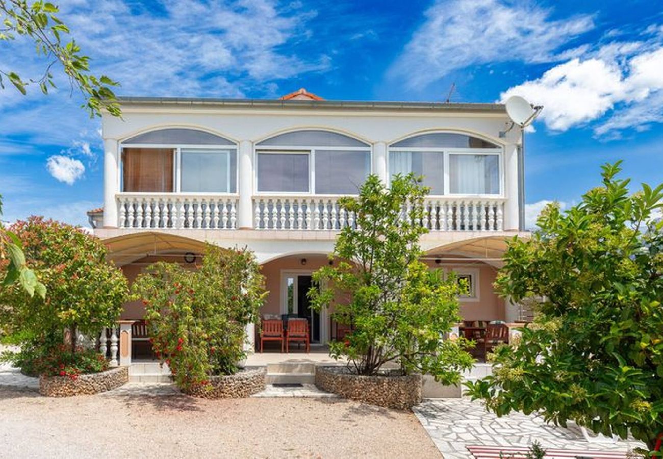 Studio in Starigrad - Studio Stanic No.1 mit Terrasse