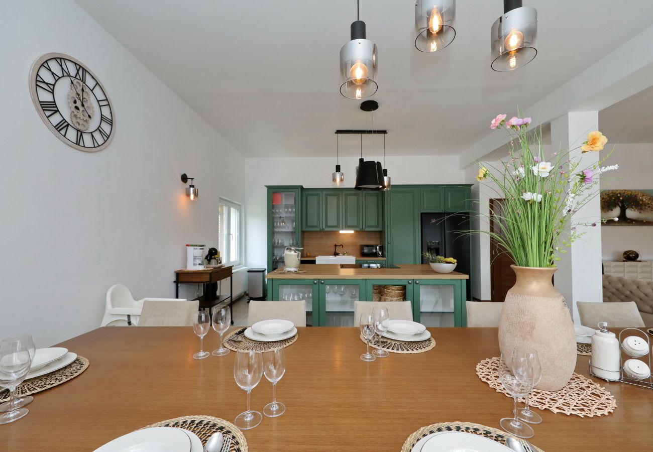 Ferienhaus in Lovinac - Ferienhaus Demare mit beheiztem Pool