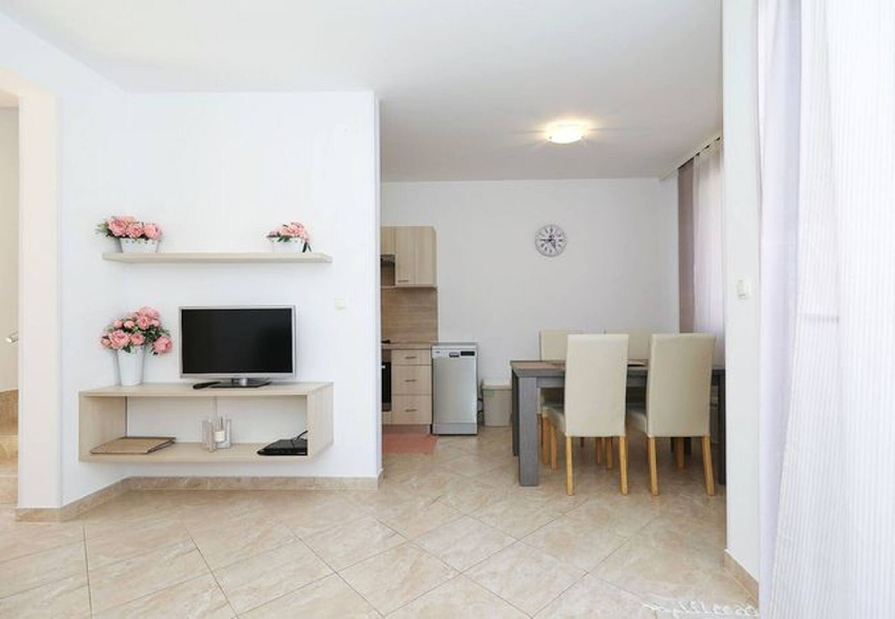 Ferienwohnung in Privlaka - -