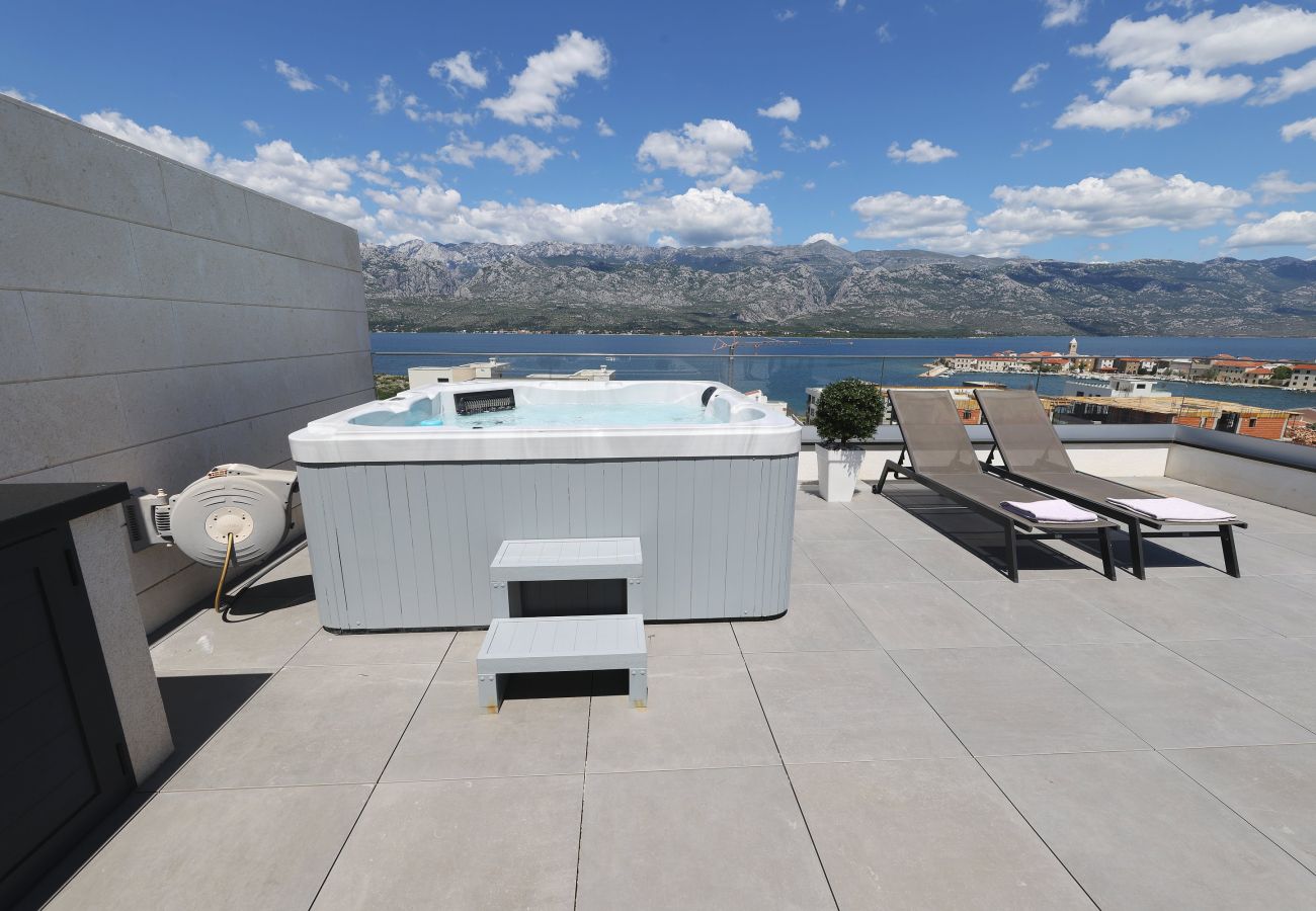 Villa in Vinjerac - Villa One mit beheiztem Pool