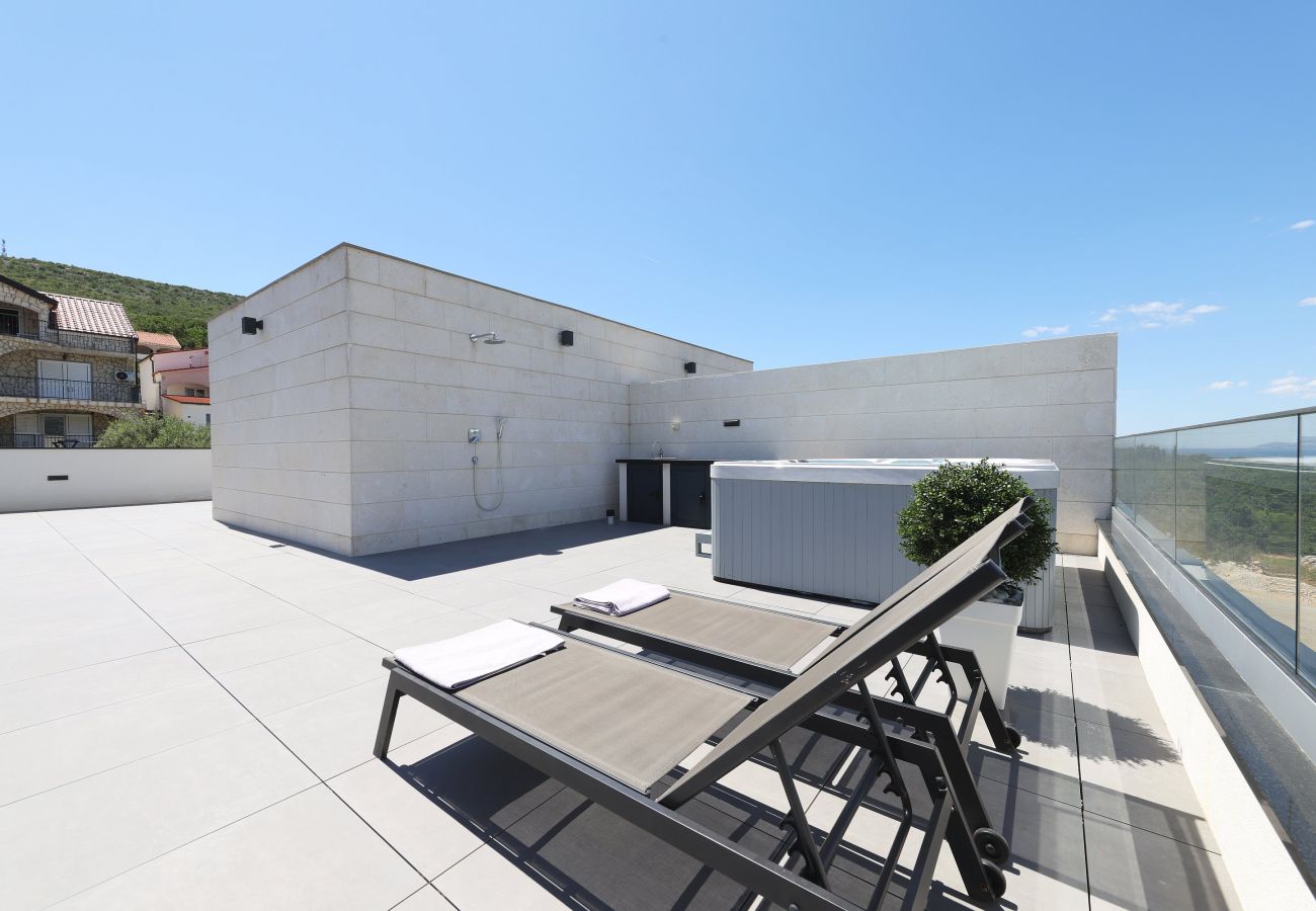 Villa in Vinjerac - Villa One mit beheiztem Pool