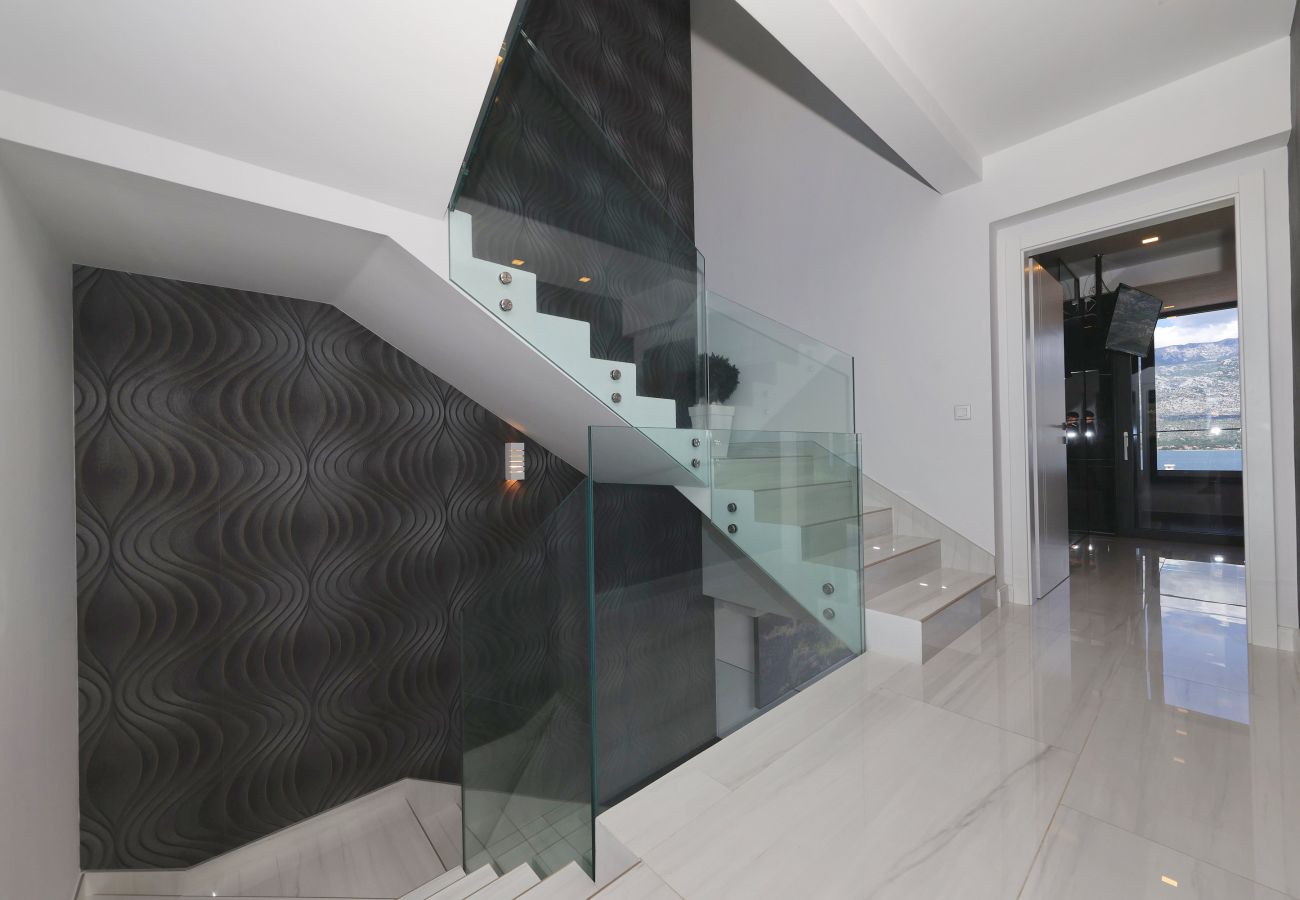 Villa in Vinjerac - Villa One mit beheiztem Pool