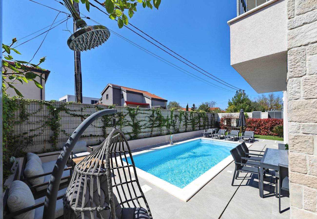 Ferienhaus in Zadar - Ferienhaus Casa Coral mit beheiztem Privatpool