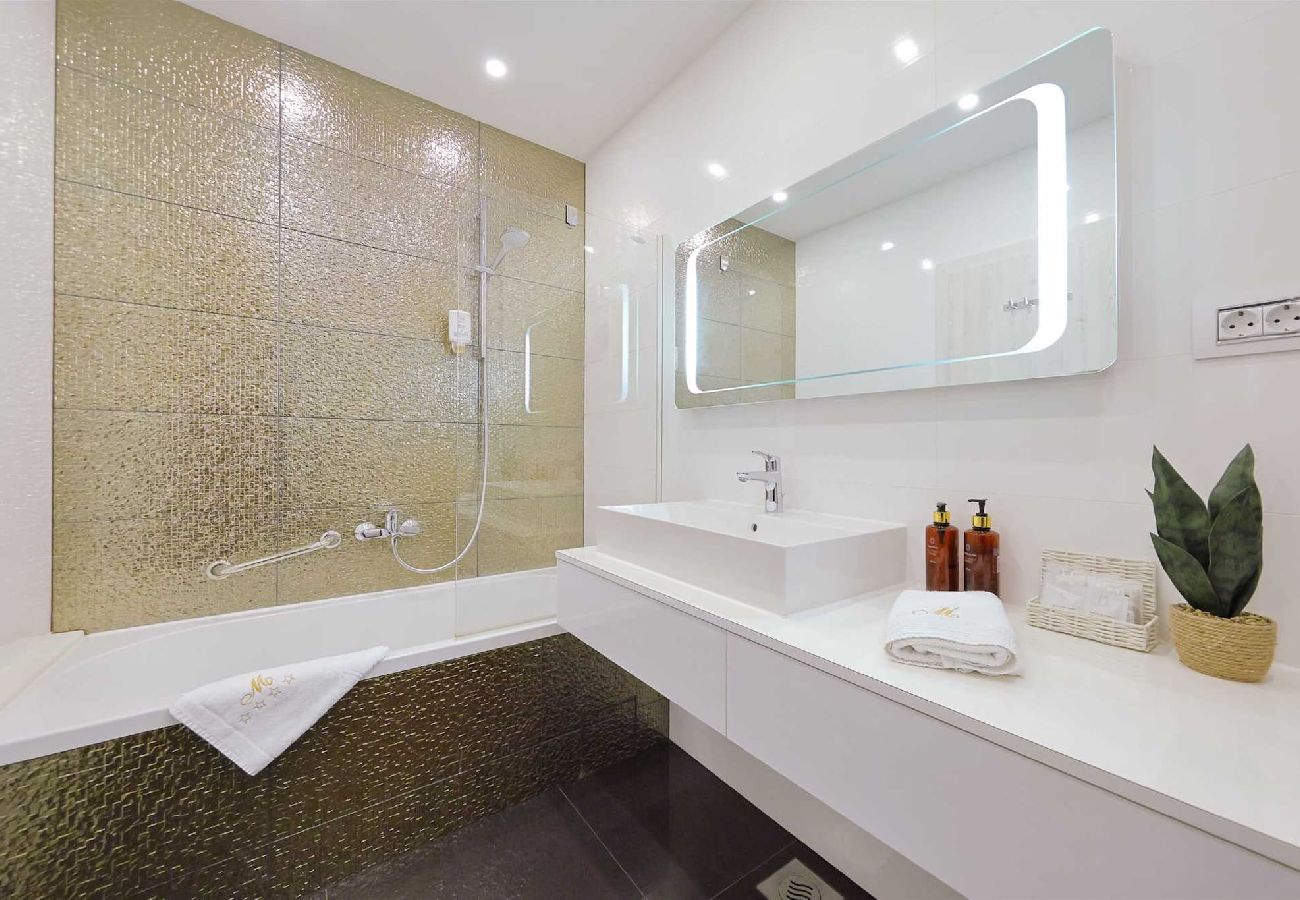 Ferienwohnung in Zadar - Ferienwohnung Luxury Apartment 4 mit Balkon