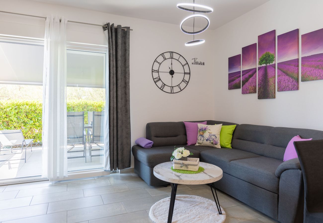 Ferienwohnung in Starigrad - Ferienwohnung Sea & Stone No.2 strandnah
