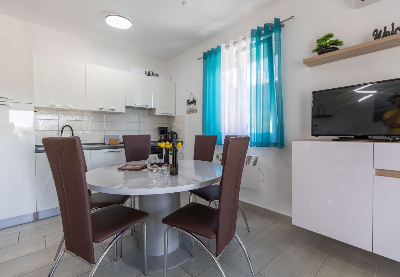Ferienwohnung in Starigrad - Ferienwohnung Sea & Stone No.3 mit Balkon