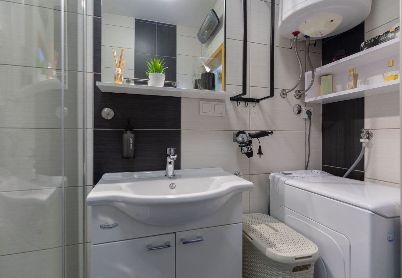 Ferienwohnung in Starigrad - Ferienwohnung Sea & Stone No.3 mit Balkon