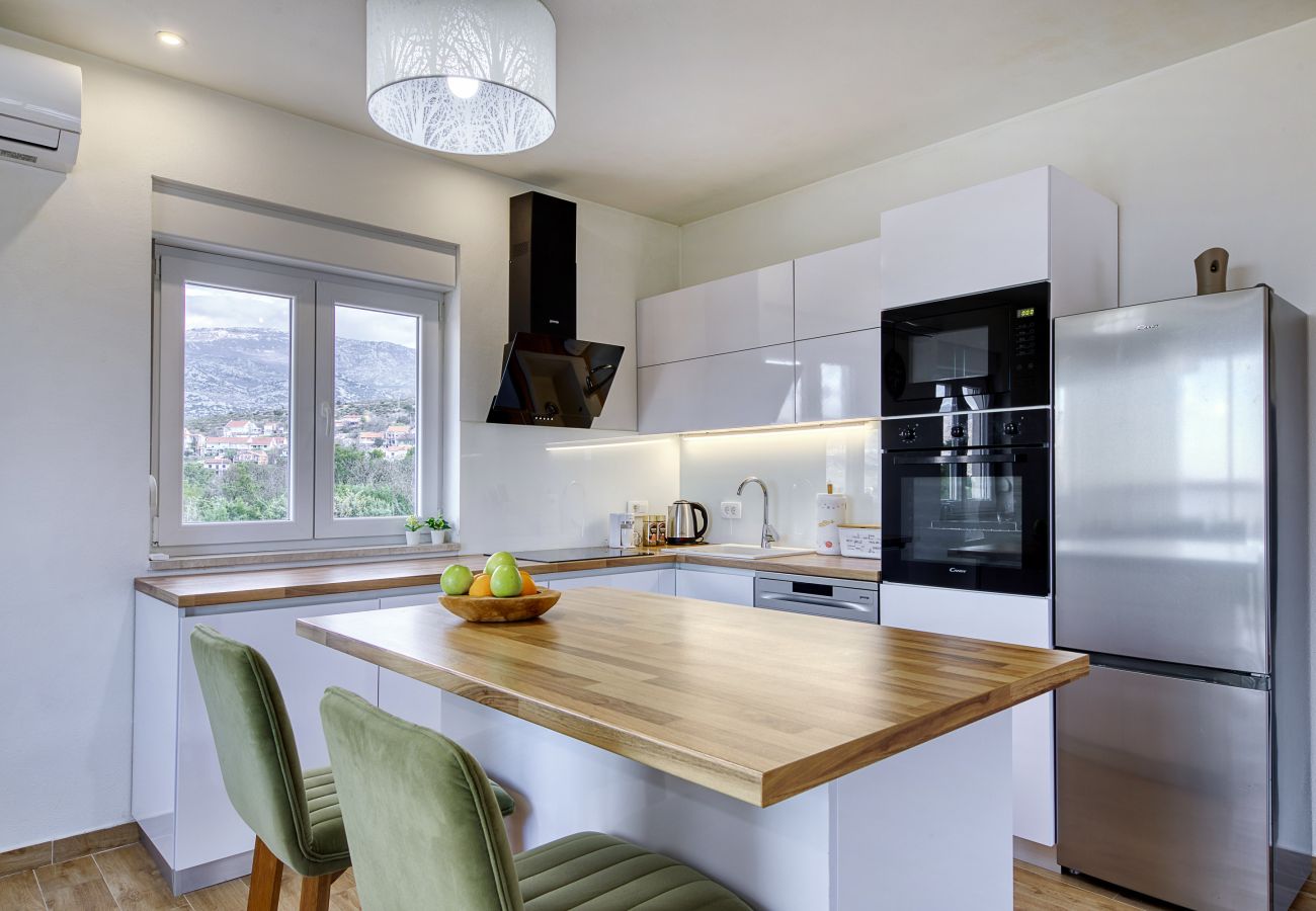 Ferienwohnung in Rovanjska - Ferienwohnung Temida mit Meerblick