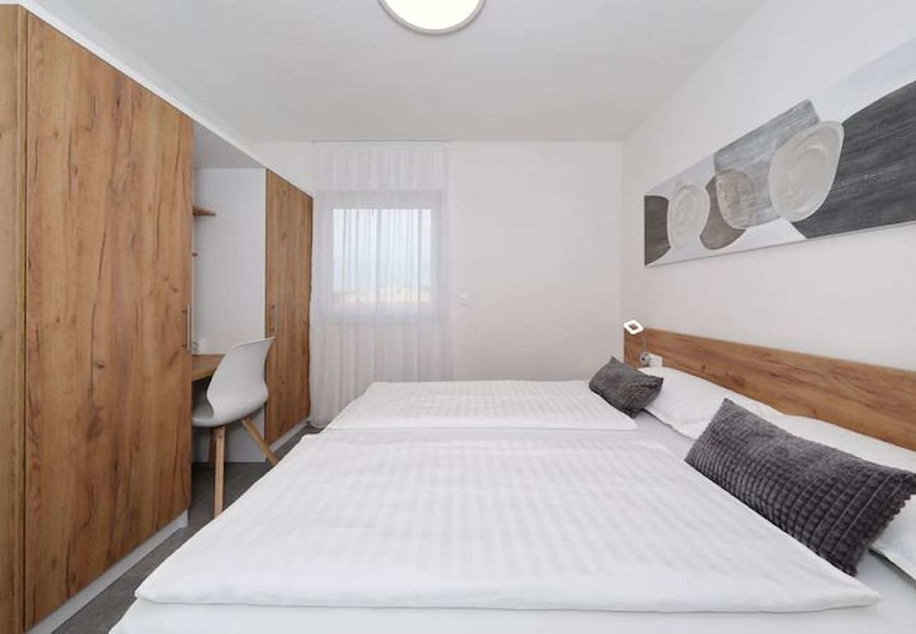 Ferienwohnung in Vir - Ferienwohnung Cicak No 2 mit Meerblick