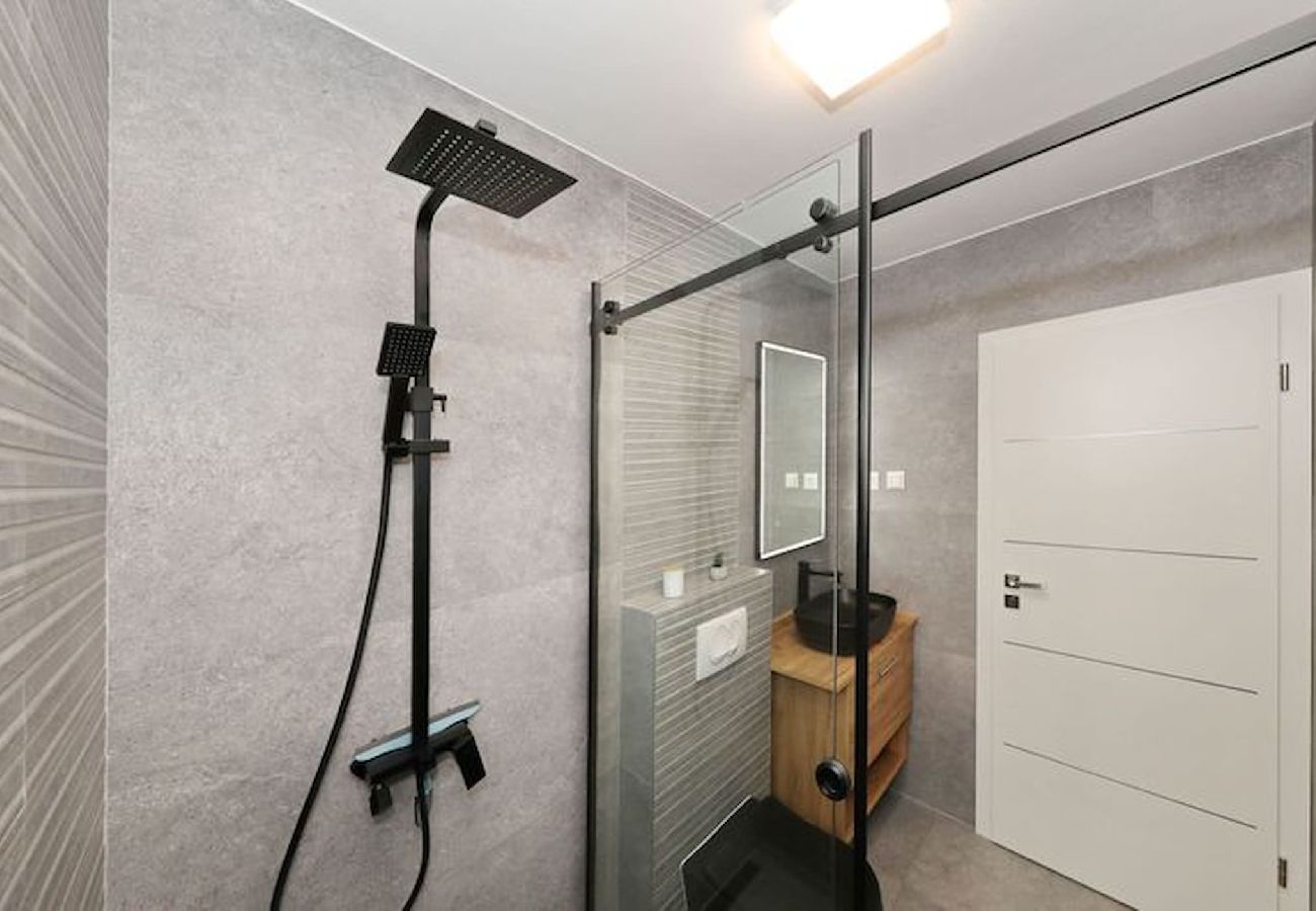 Ferienwohnung in Vir - Ferienwohnung Cicak No 2 mit Meerblick