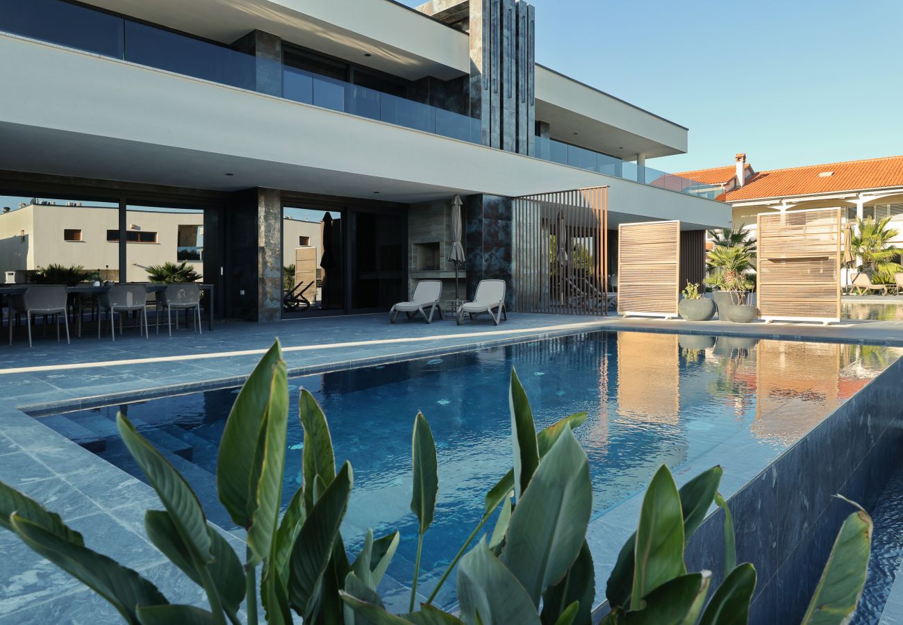 Villa in Vir - Villa Suva Punta Luxe mit Privatpool