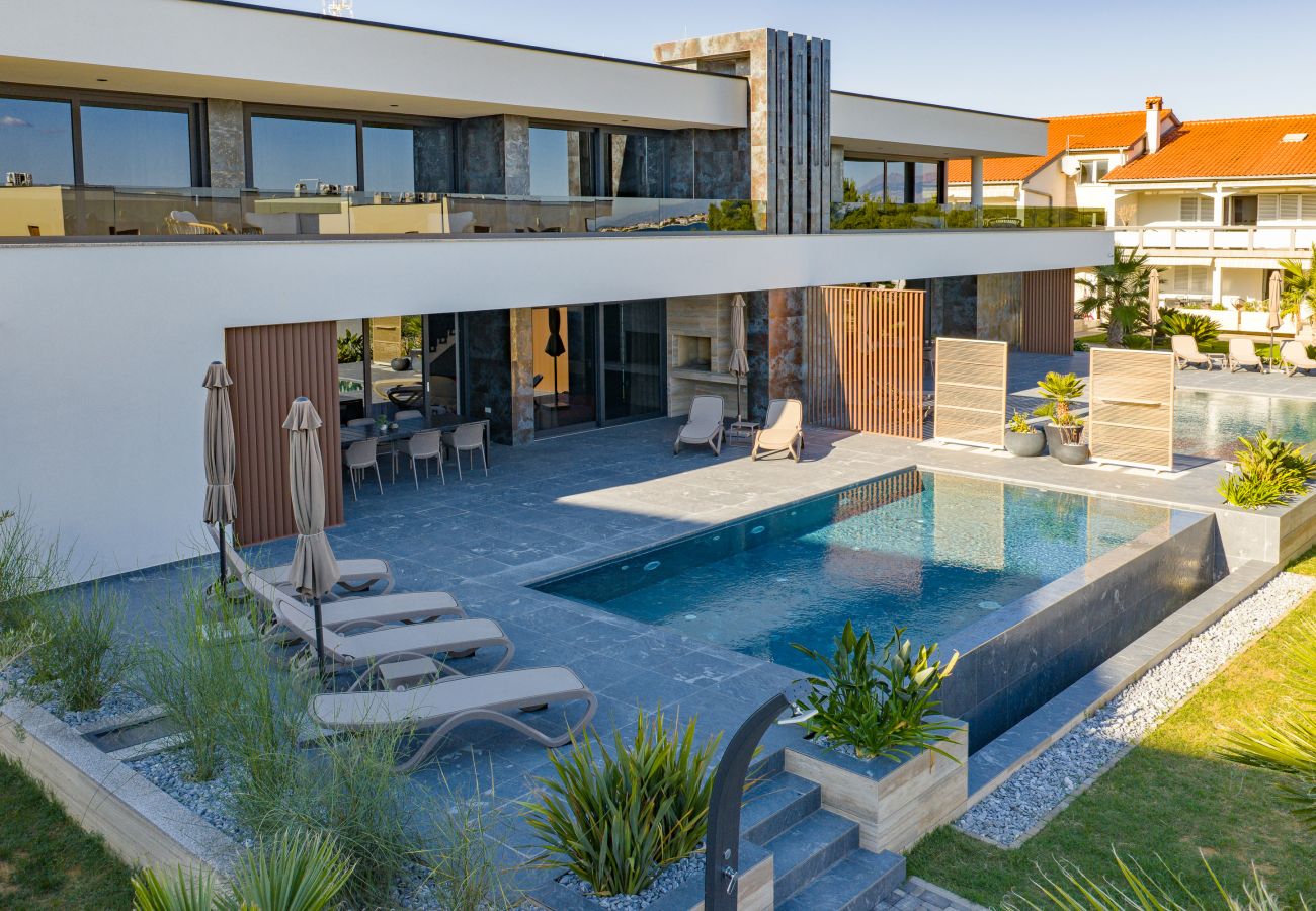 Villa in Vir - Villa Suva Punta Luxe mit Privatpool