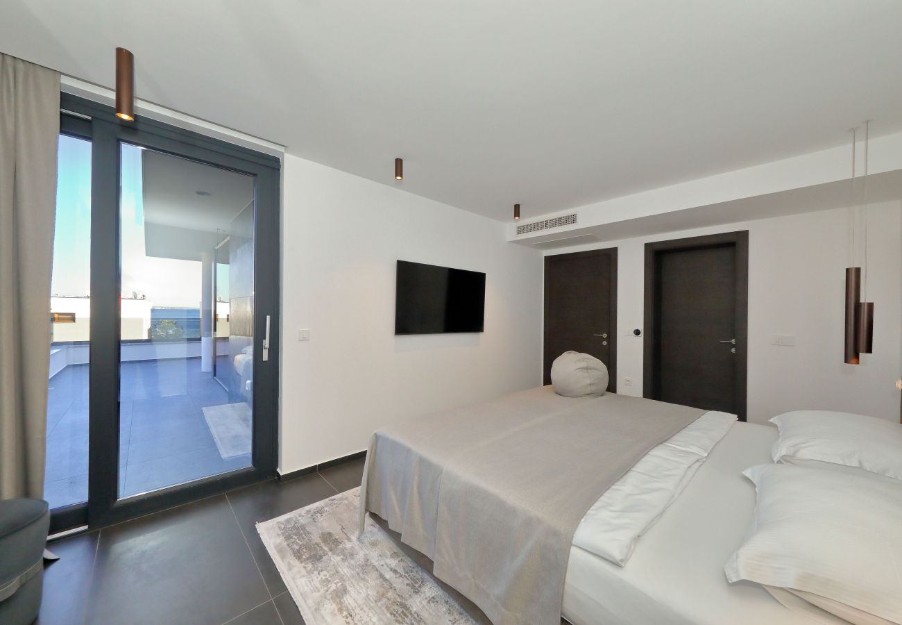 Villa in Vir - Villa Suva Punta Luxe mit Privatpool