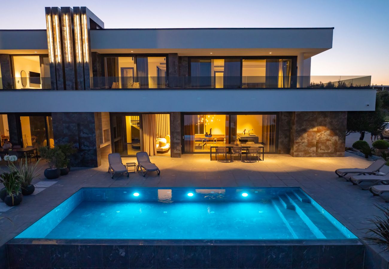 Villa in Vir - Villa Suva Punta Luxe mit Privatpool