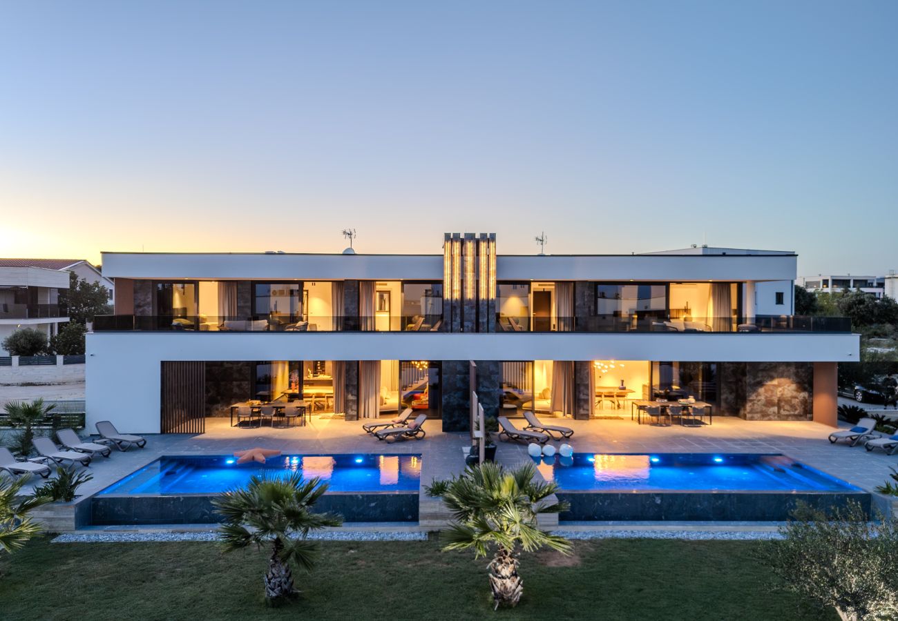 Villa in Vir - Villa Suva Punta Luxe mit Privatpool