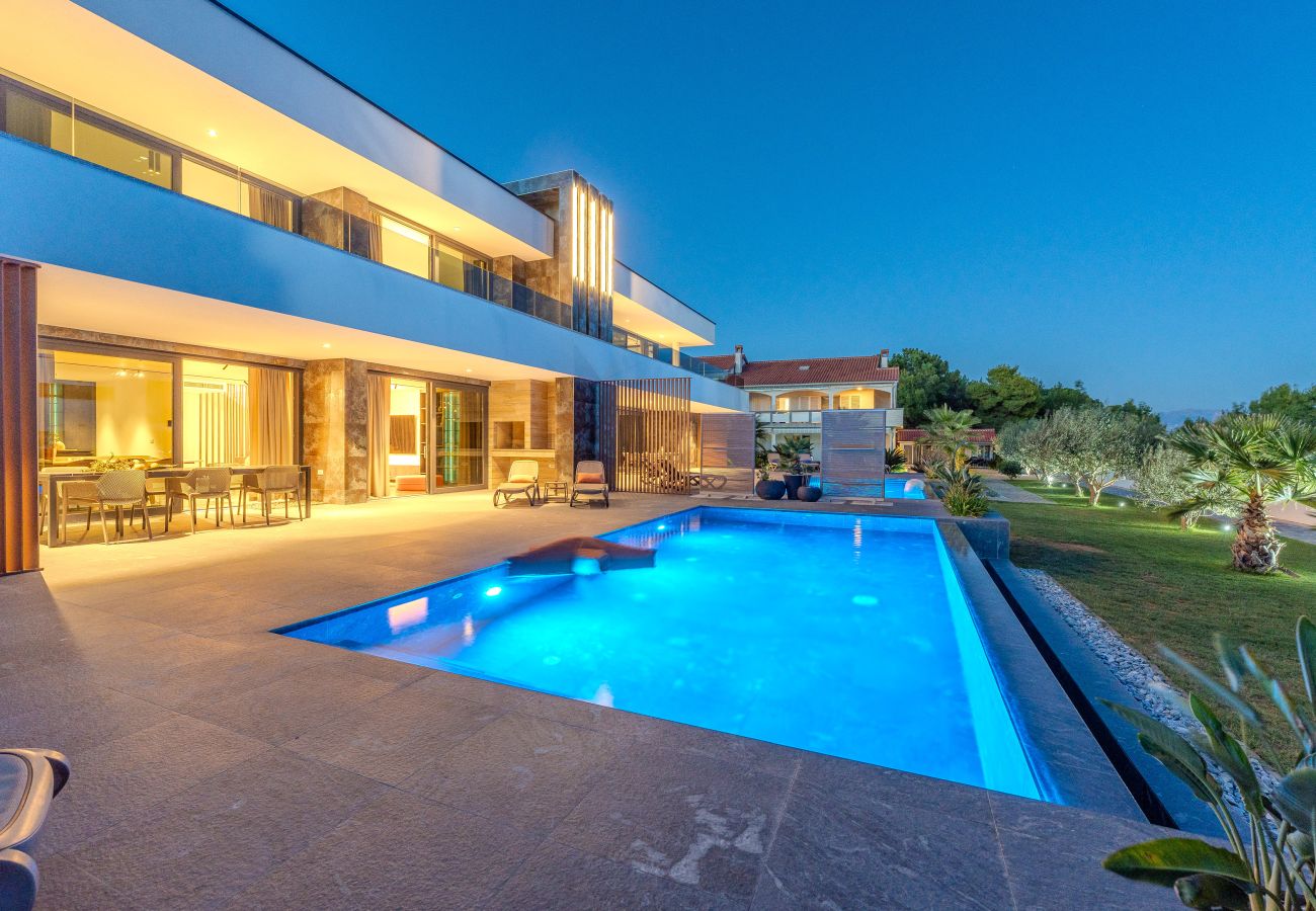 Villa in Vir - Villa Suva Punta Luxe mit Privatpool