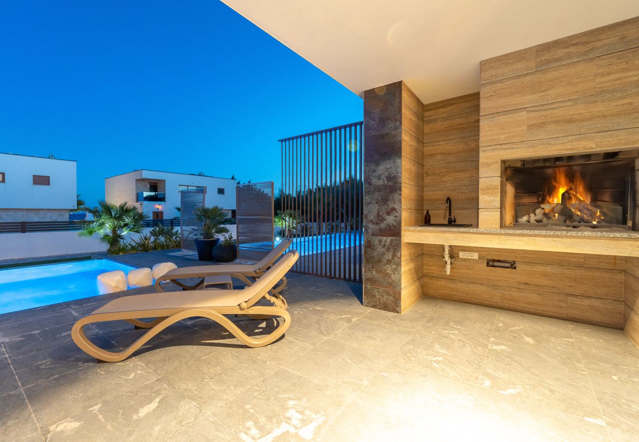 Villa in Vir - Villa Suva Punta Luxe mit Privatpool