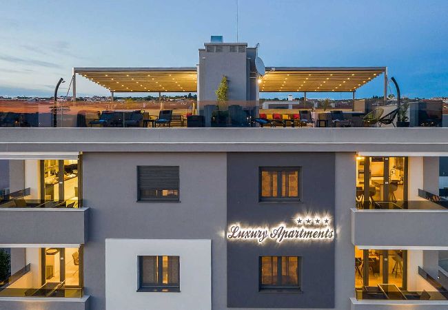 Ferienwohnung in Zadar -  Penthouse 5 mit Whirlpool und Meerblick