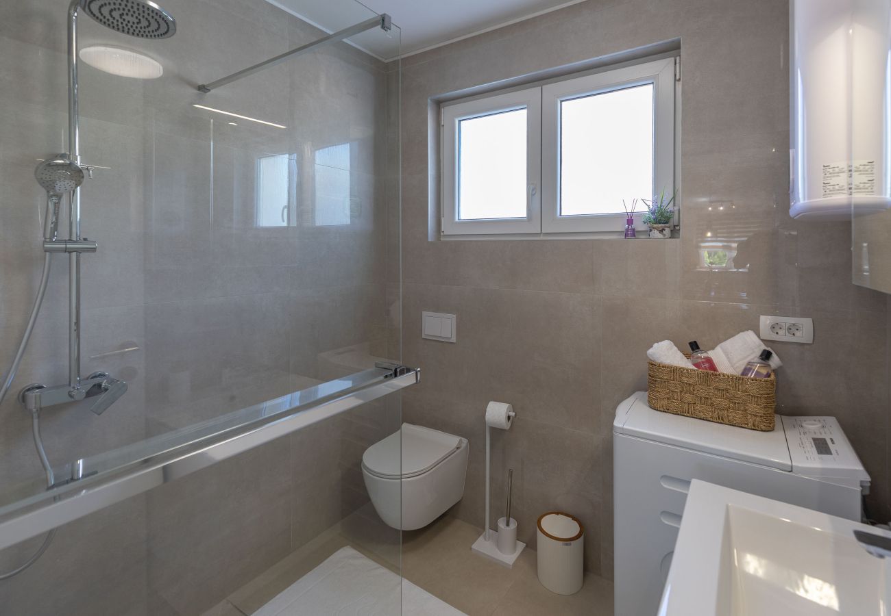 Ferienwohnung in Zadar - Ferienwohnung Klanac 1 mit Balkon