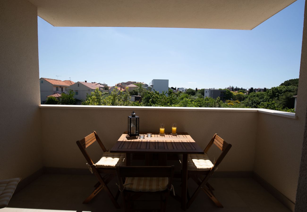 Ferienwohnung in Zadar - Ferienwohnung Klanac 2 mit zwei Balkonen