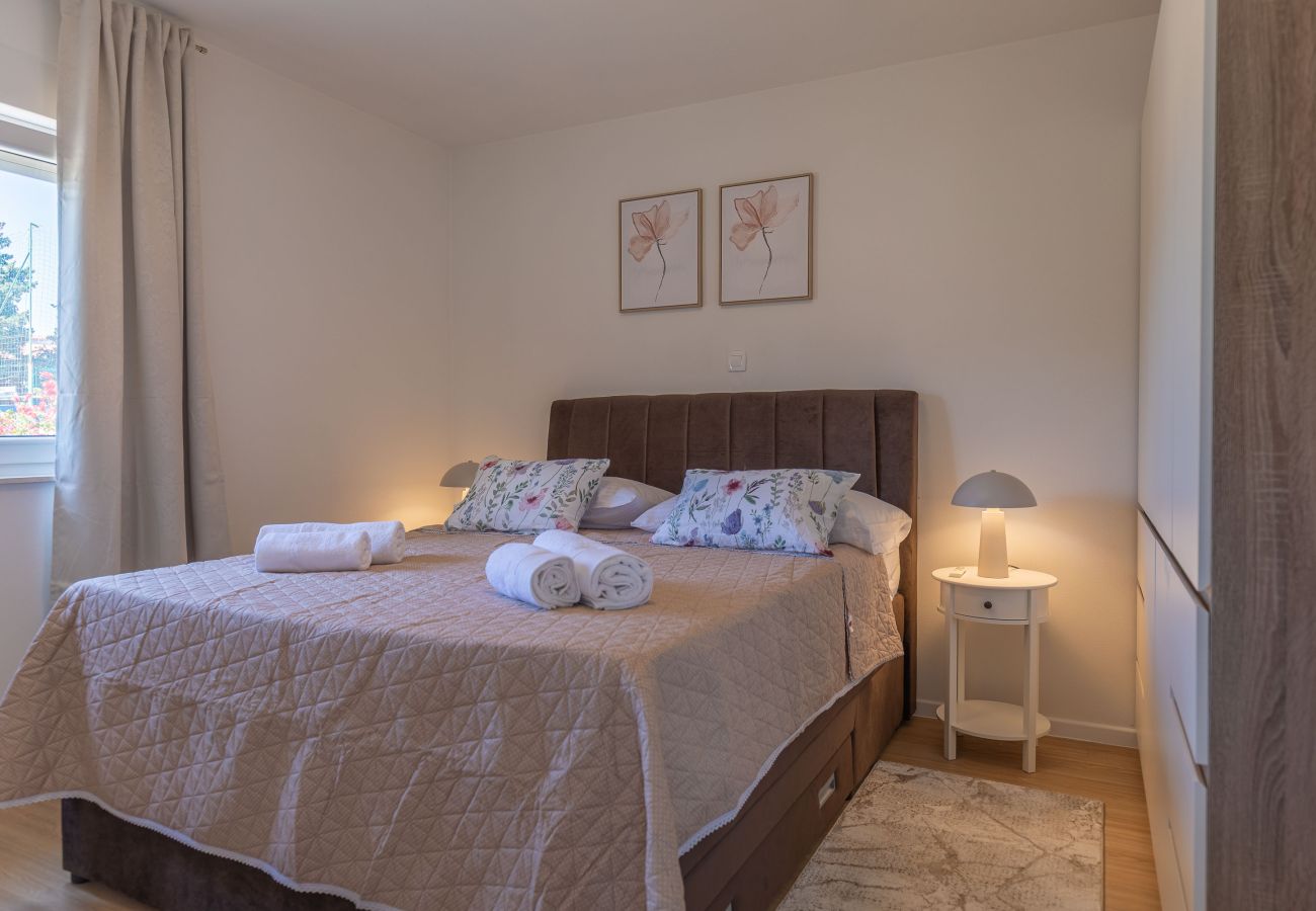 Ferienwohnung in Zadar - Ferienwohnung Klanac 2 mit zwei Balkonen