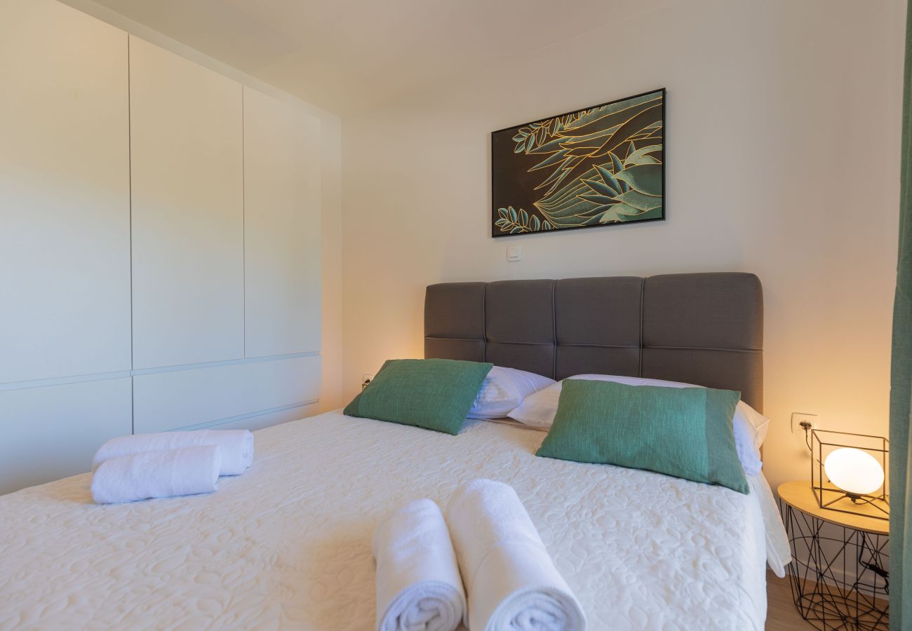Ferienwohnung in Zadar - Ferienwohnung Klanac 2 mit zwei Balkonen