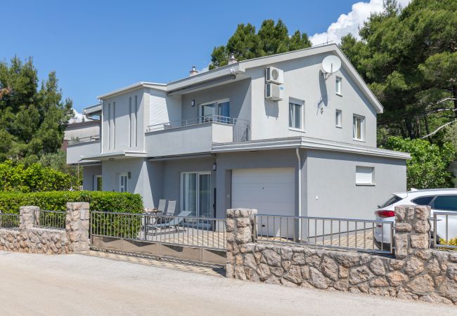 Ferienwohnung in Starigrad - Ferienwohnung Sea & Stone No.1 strandnah