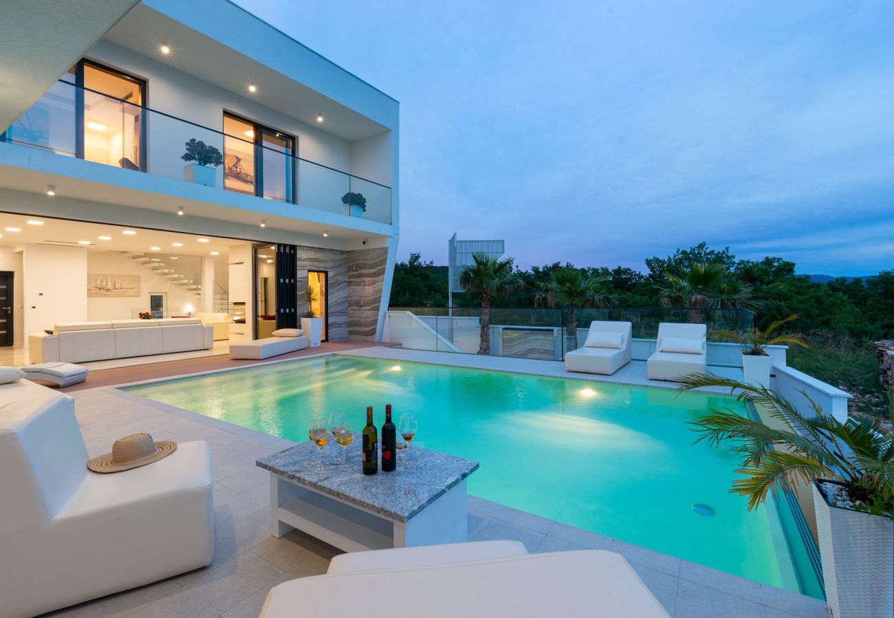 Villa in Maslenica - Villa Michelle mit Infinity Pool