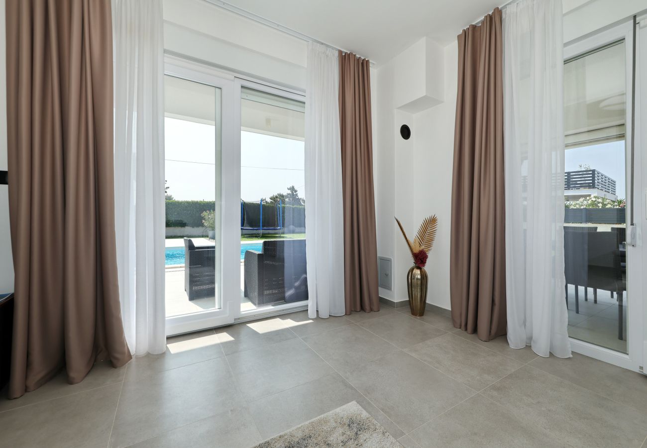 Villa in Vrsi - Poolvilla Marpe in Vrsi