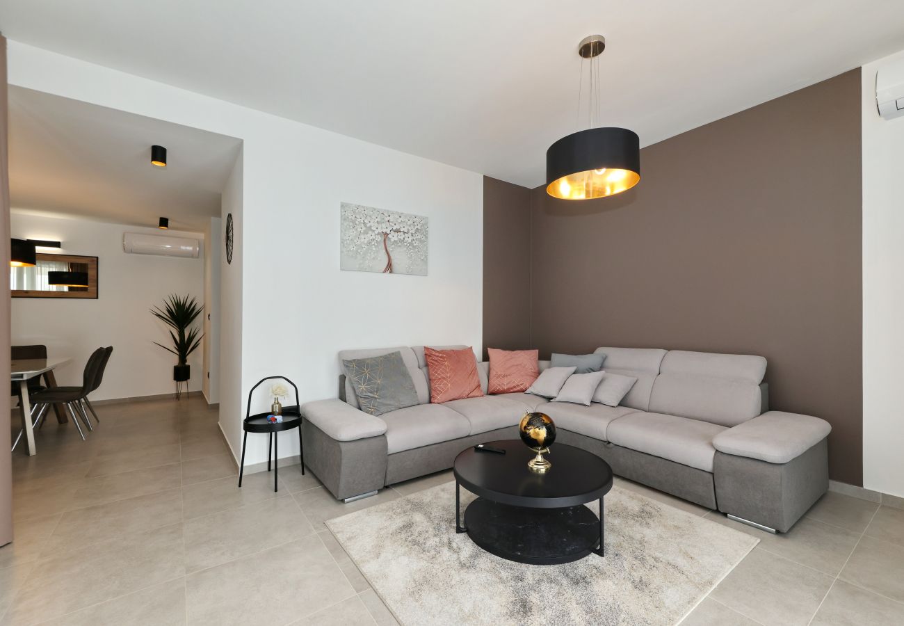 Villa in Vrsi - Poolvilla Marpe in Vrsi
