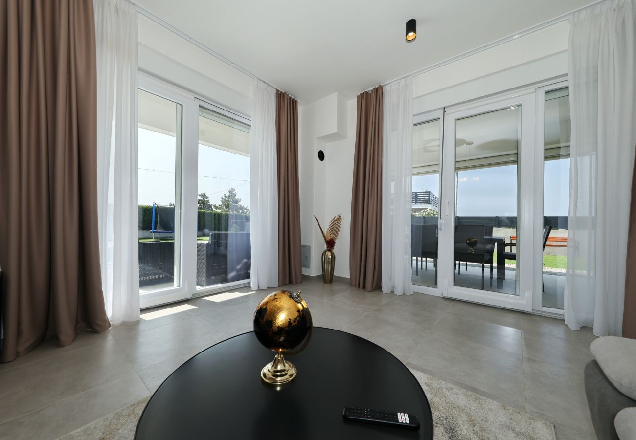 Villa in Vrsi - Poolvilla Marpe in Vrsi