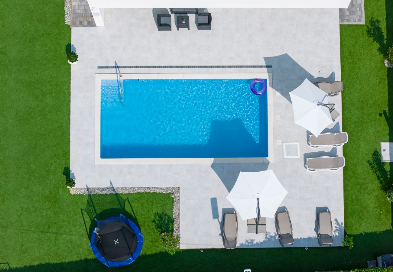 Villa in Vrsi - Poolvilla Marpe in Vrsi