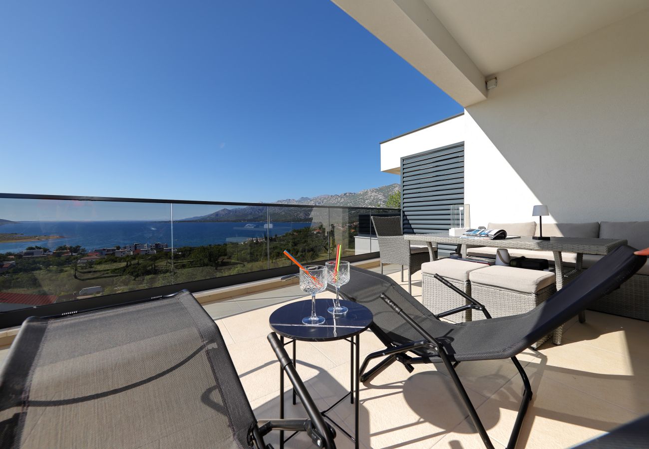 Ferienwohnung in Rovanjska - Ferienwohnung Bay View mit Privatpool