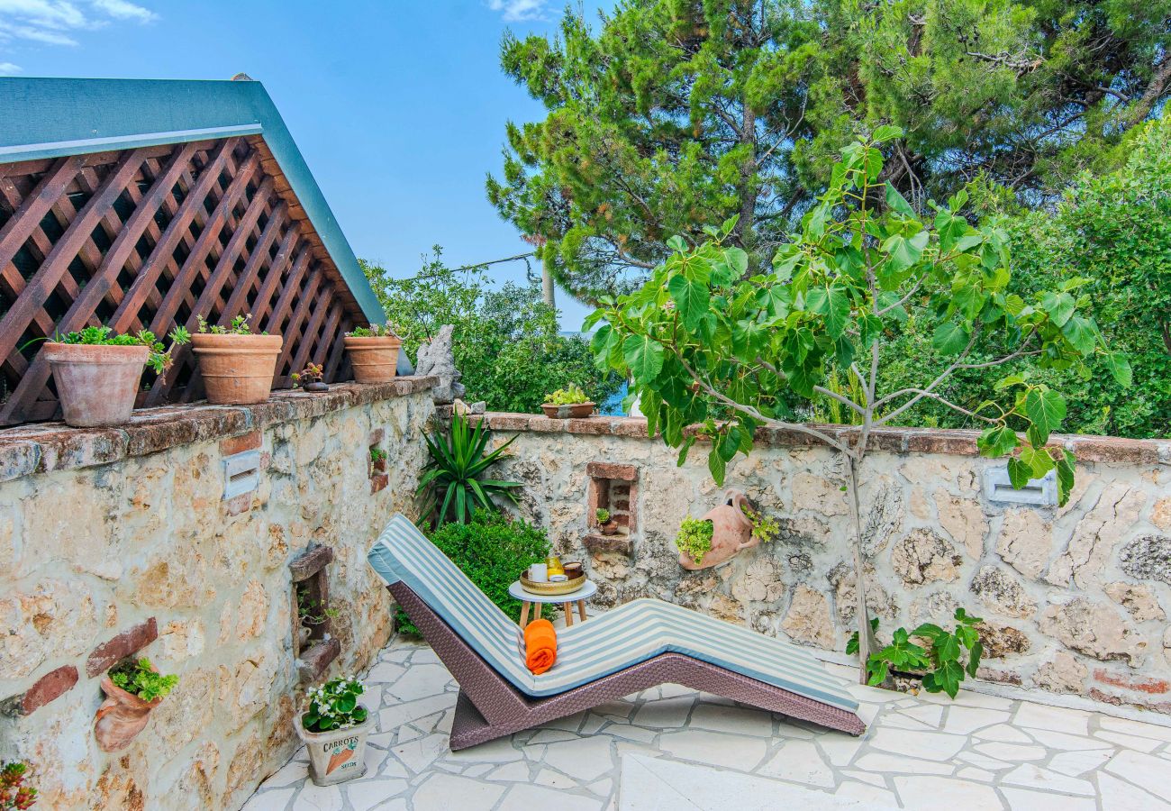 Ferienhaus in Maslenica - Ferienhaus Gordana mit Privatpool